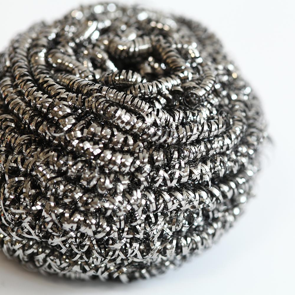 Stainless steel scourer