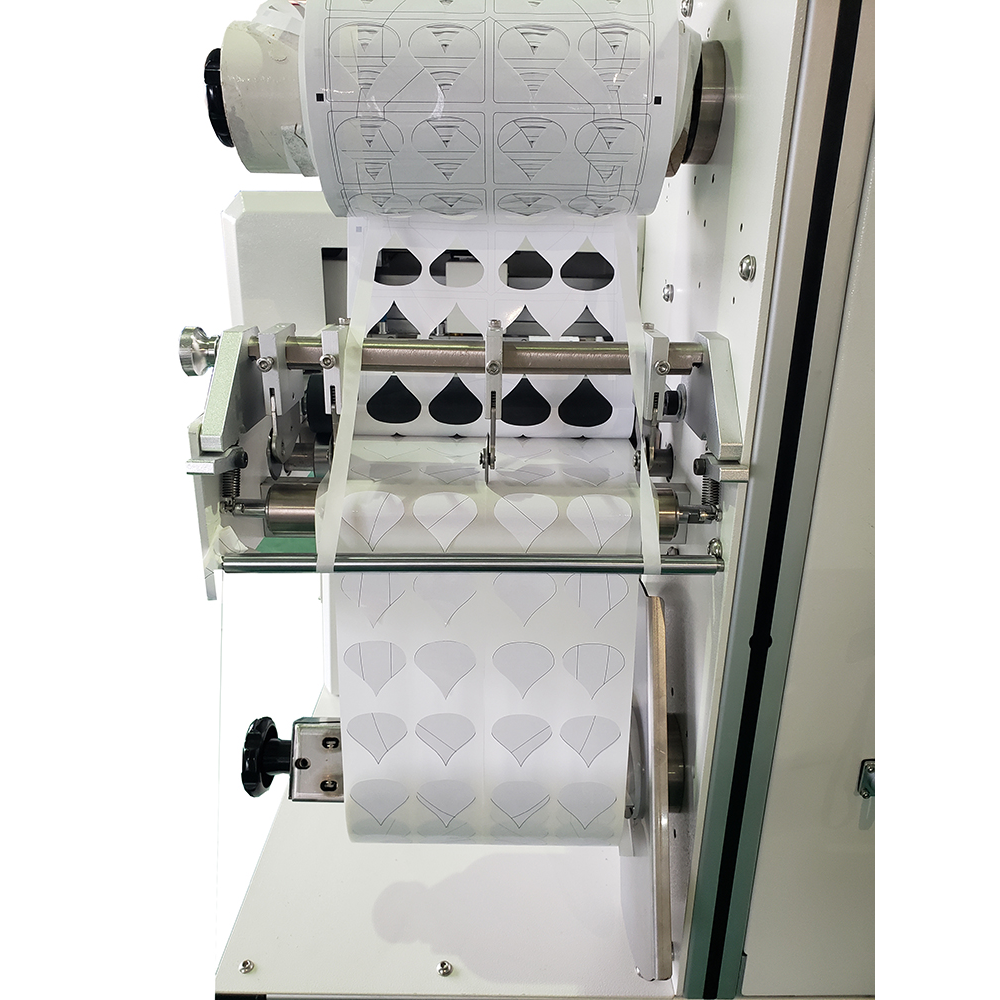 DUOBLADE PETIT_Roll to Roll label cutting