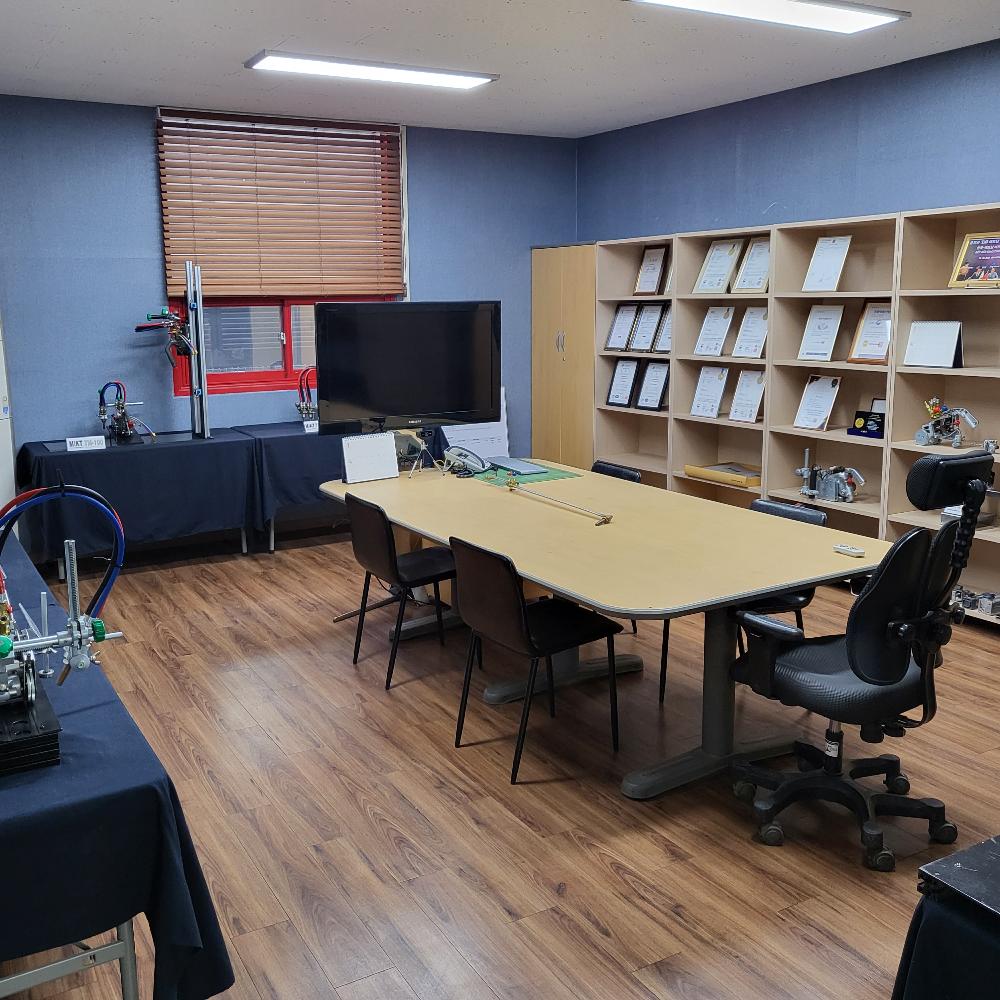 Non-Electric Gas Cutting Machine for All Position