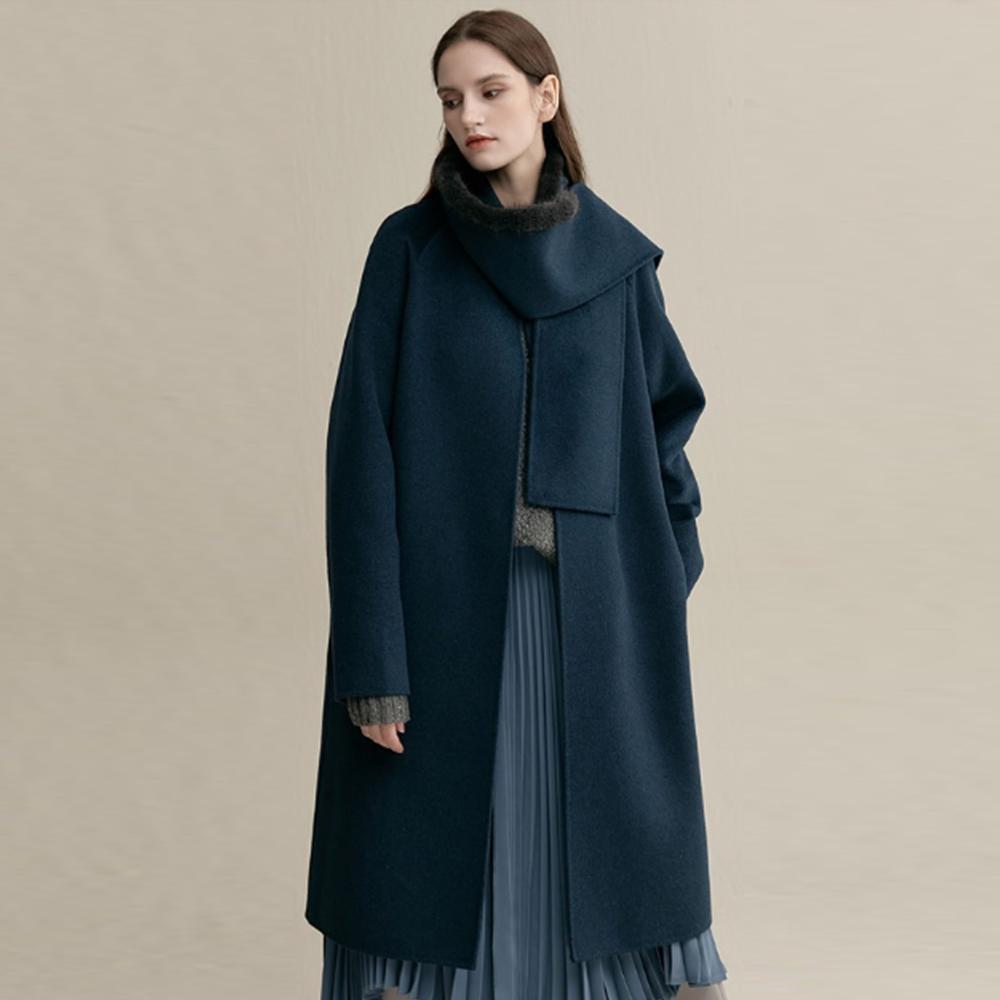 TAHARI MINK TRIM MUFFLER COAT