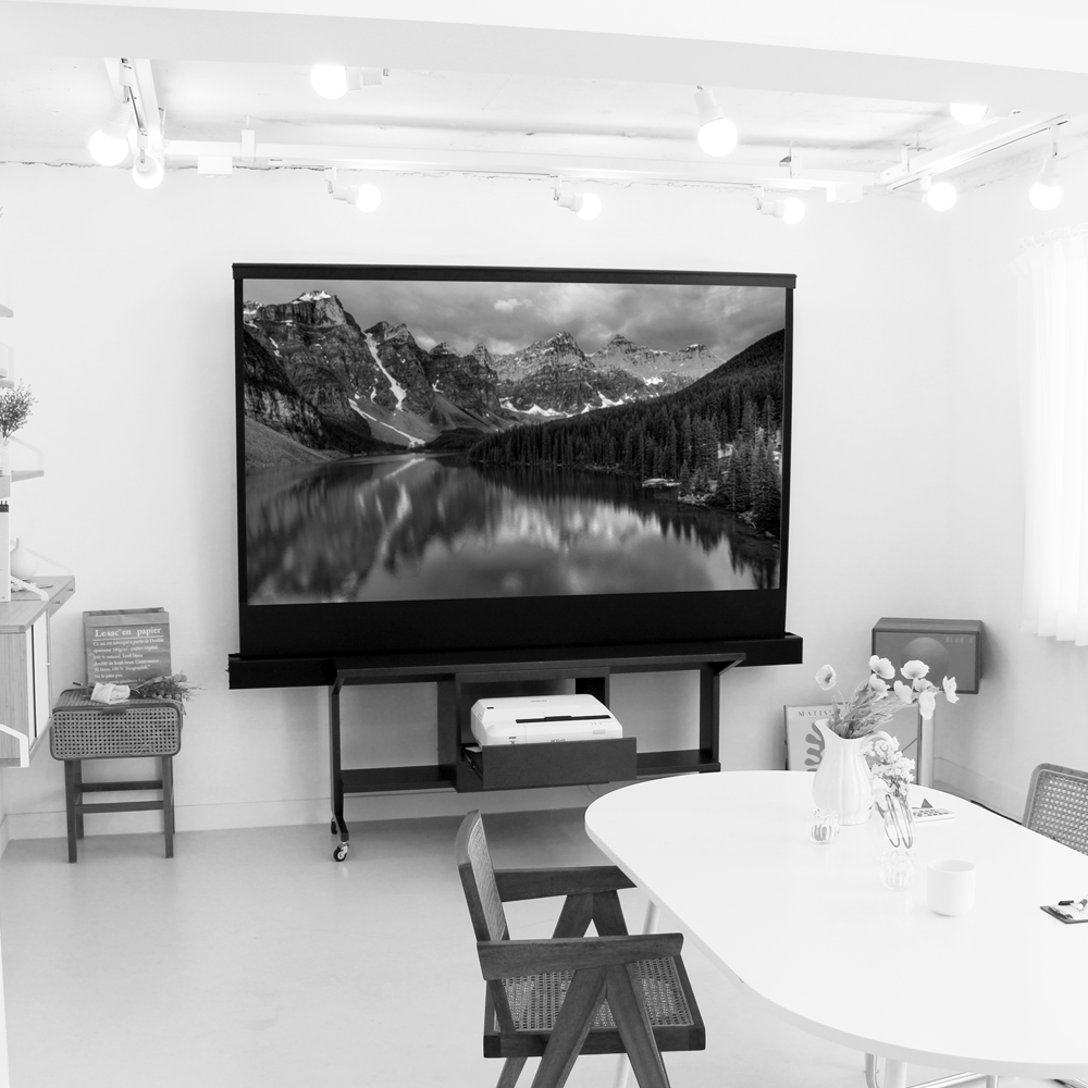 Rollable CLR Screen office type